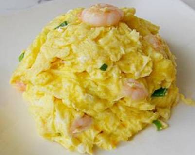 Scrambled Eggs with Shrimps & Green Onion 蝦仁炒蛋